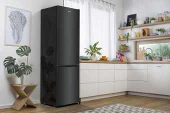 Холодильник Gorenje NRK6202EBXL4  черный мат.